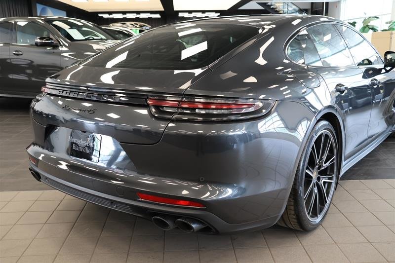 2018 Porsche Panamera