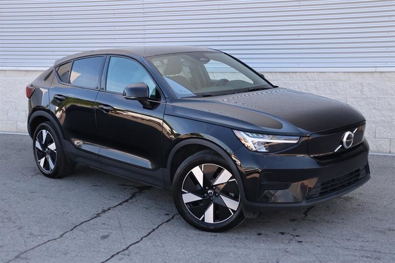 Black (Noir Onyx Métallisé) 2024 Volvo C40 Recharge SUV / Crossover All-Wheel Drive Automatic