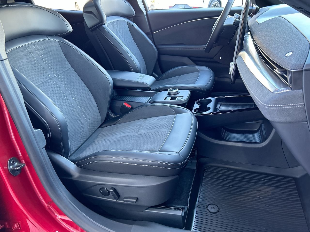Used 2022 Rapid Red (MET) Tinted Clearcoat Ford Mach-e GT AWD image 29