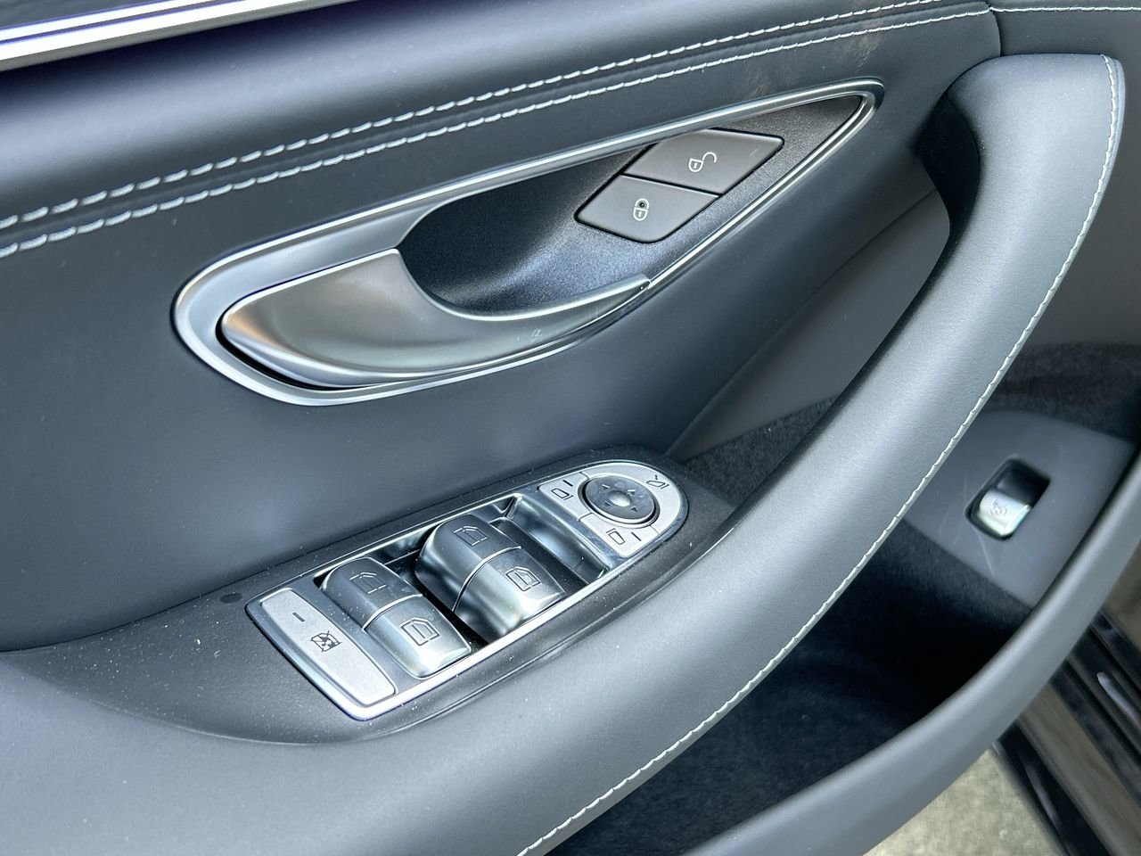 New 2023 Obsidian Black Metallic Mercedes-Benz AMG GT 53 4MATIC+ image 22