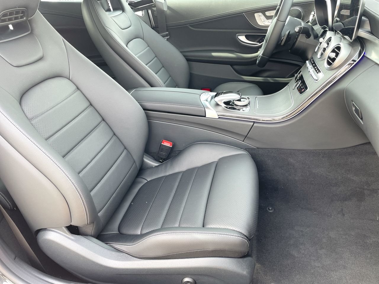New 2023 Graphite Grey Metallic Mercedes-Benz C 300 4MATIC image 33