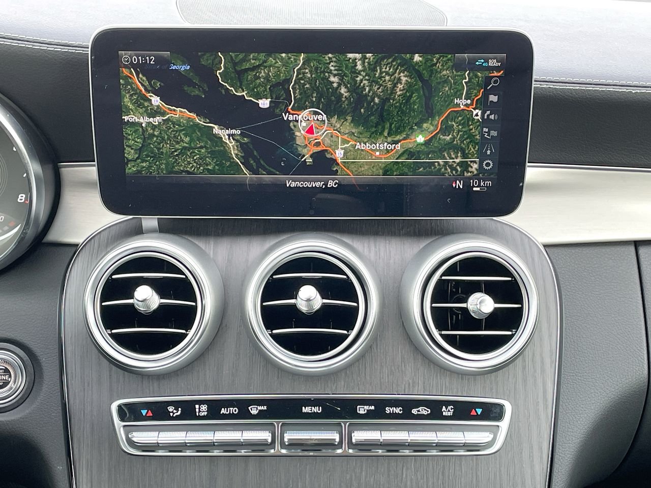 New 2023 Graphite Grey Metallic Mercedes-Benz C 300 4MATIC image 28
