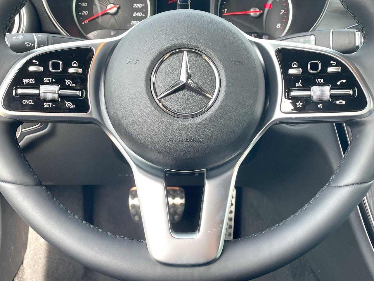 New 2023 Graphite Grey Metallic Mercedes-Benz C 300 4MATIC image 24