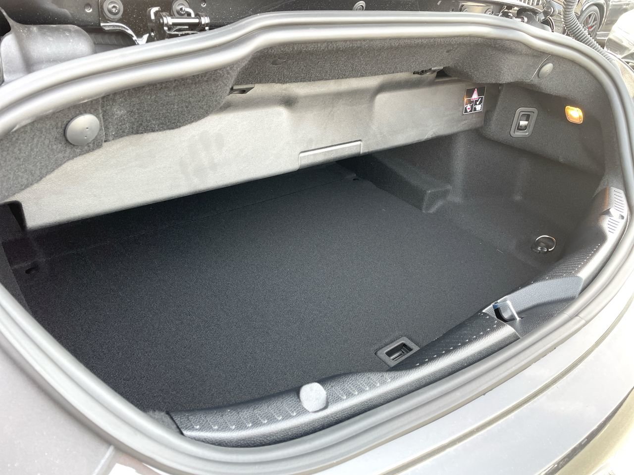 New 2023 Graphite Grey Metallic Mercedes-Benz C 300 4MATIC image 19