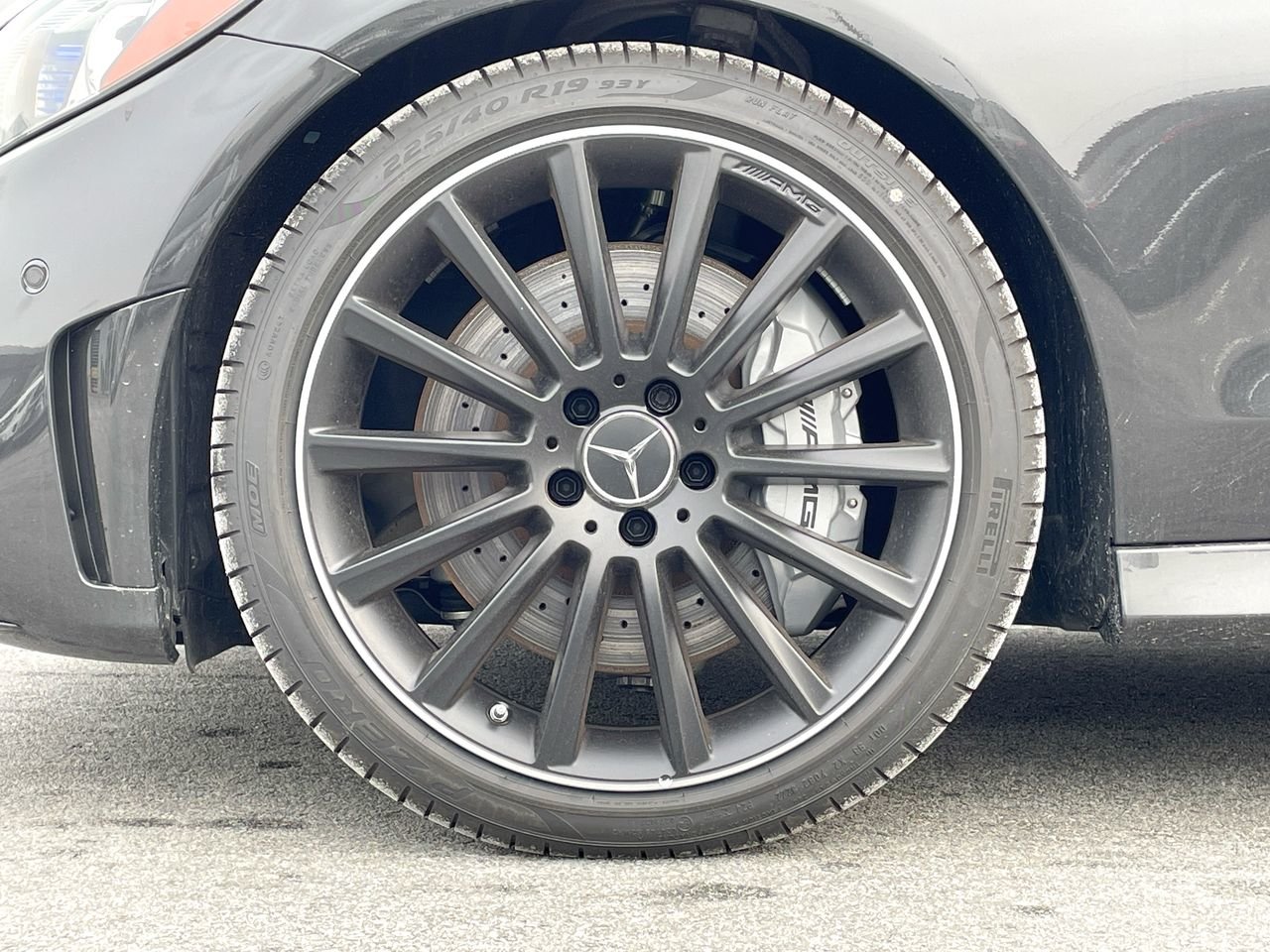 New 2023 Graphite Grey Metallic Mercedes-Benz AMG C 43 4MATIC image 18