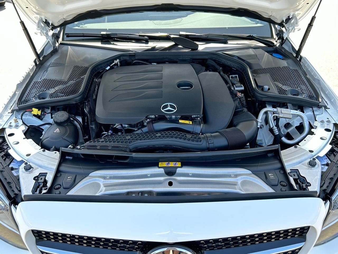 New 2023 Polar White Mercedes-Benz C 300 4MATIC image 20