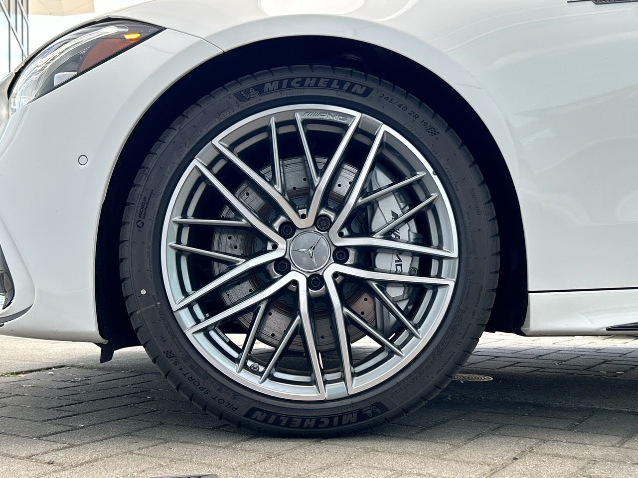 New 2023 Polar White Mercedes-Benz AMG C 43 4MATIC image 18