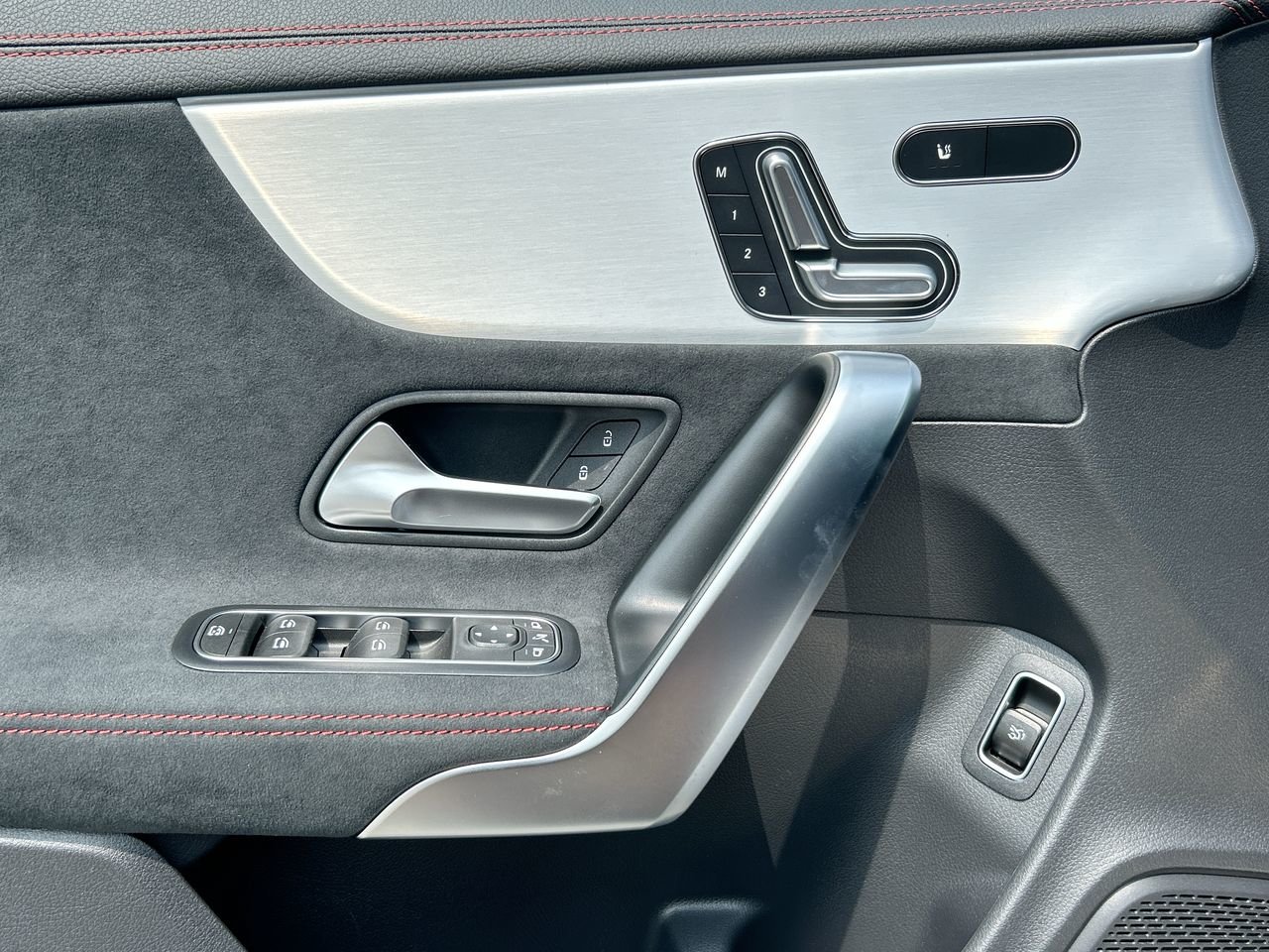 New 2023 Mountain Grey MAGNO Mercedes-Benz CLA 250 4MATIC image 22