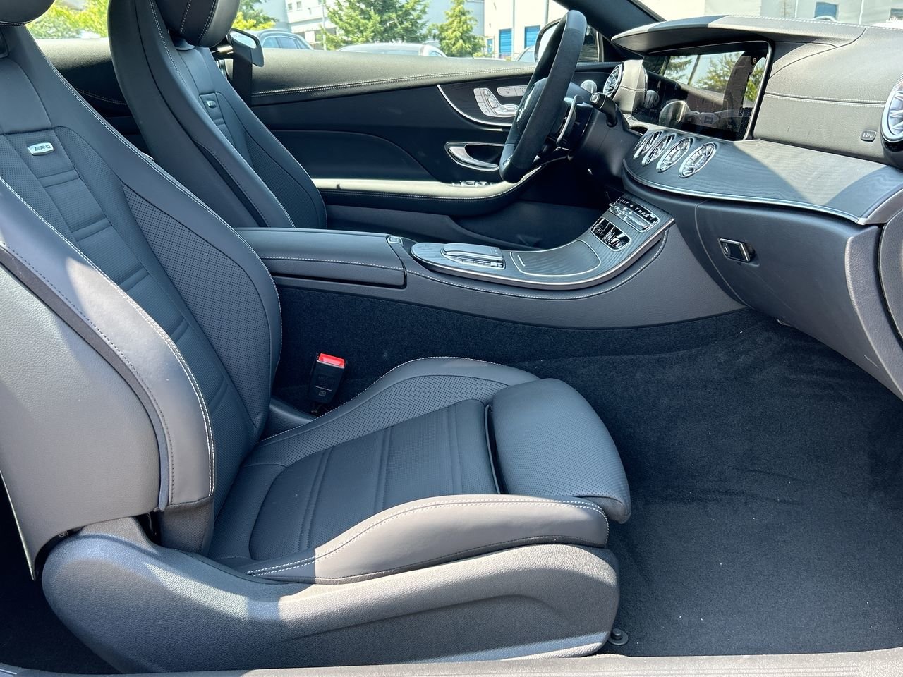 New 2023 Graphite Grey Metallic Mercedes-Benz AMG E 53 4MATIC+ image 34