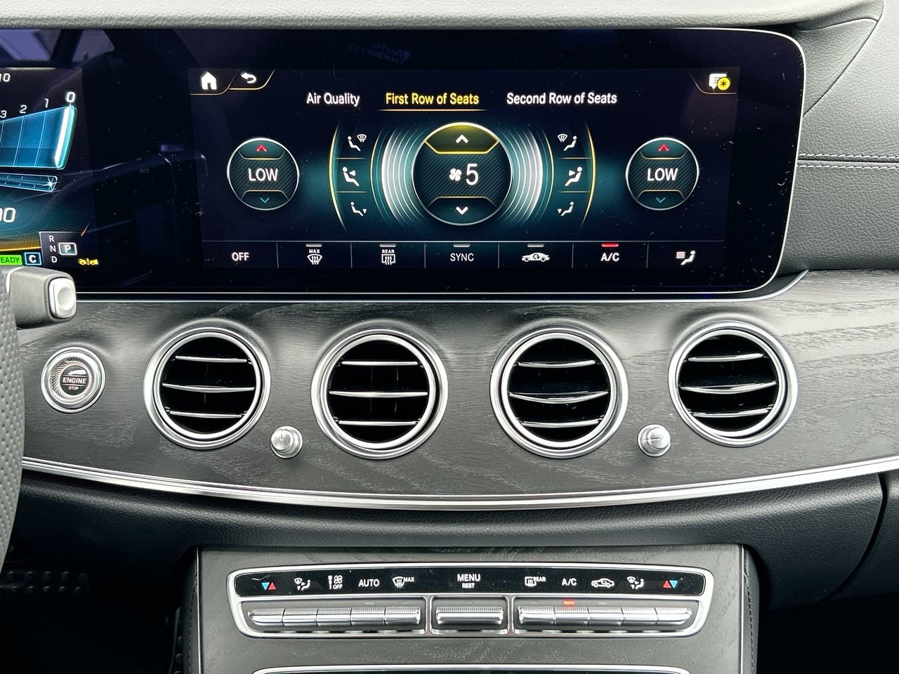 New 2023 MANUFAKTUR Selenite Grey MAGNO Mercedes-Benz E 53 4MATIC+ image 29