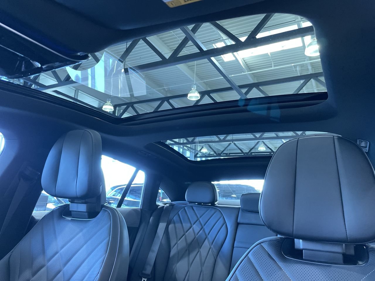New 2023 Obsidian Black Metallic Mercedes-Benz EQE 500 V4 image 32