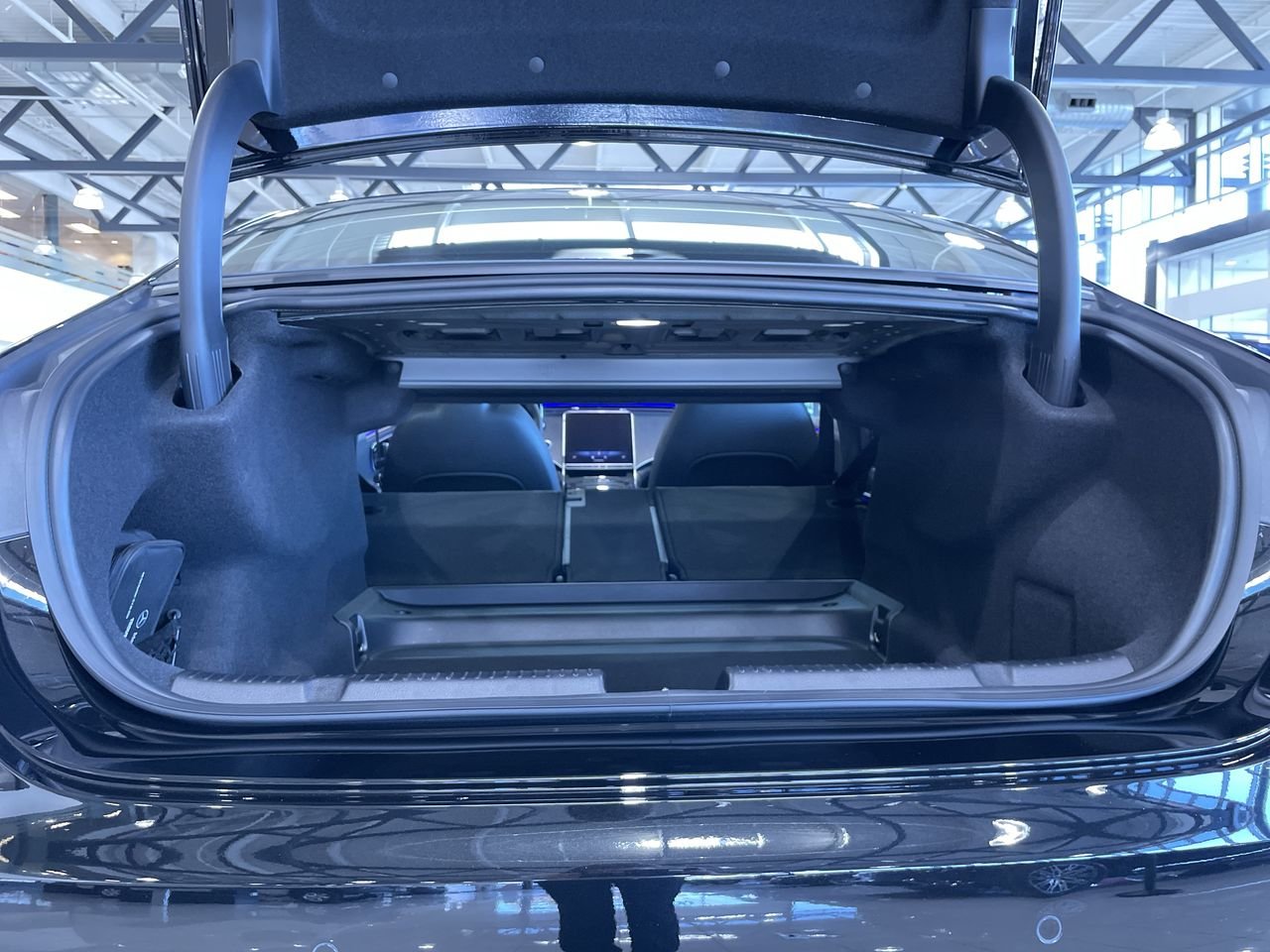 New 2023 Obsidian Black Metallic Mercedes-Benz EQE 500 V4 image 20