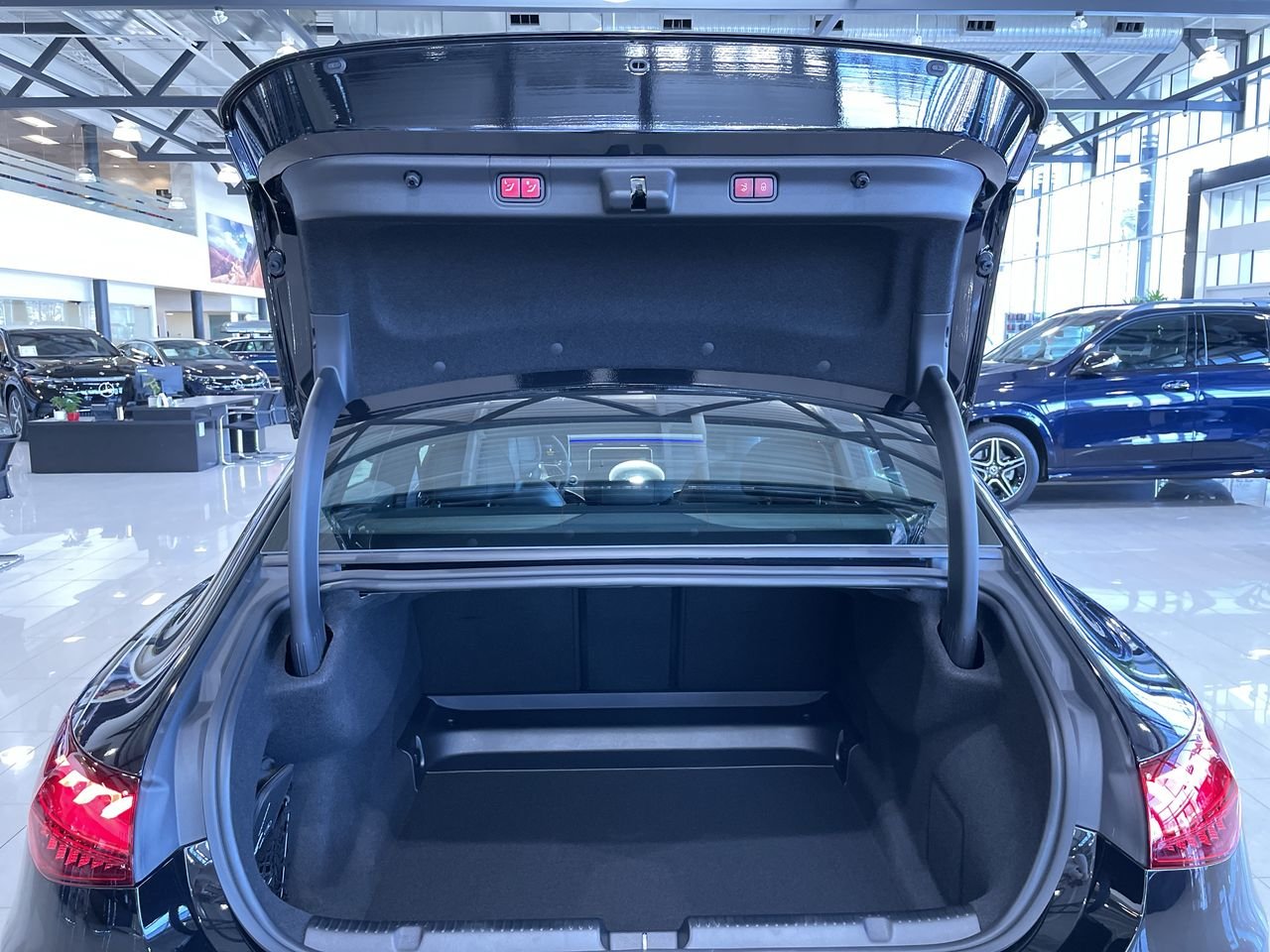 New 2023 Obsidian Black Metallic Mercedes-Benz EQE 500 V4 image 19