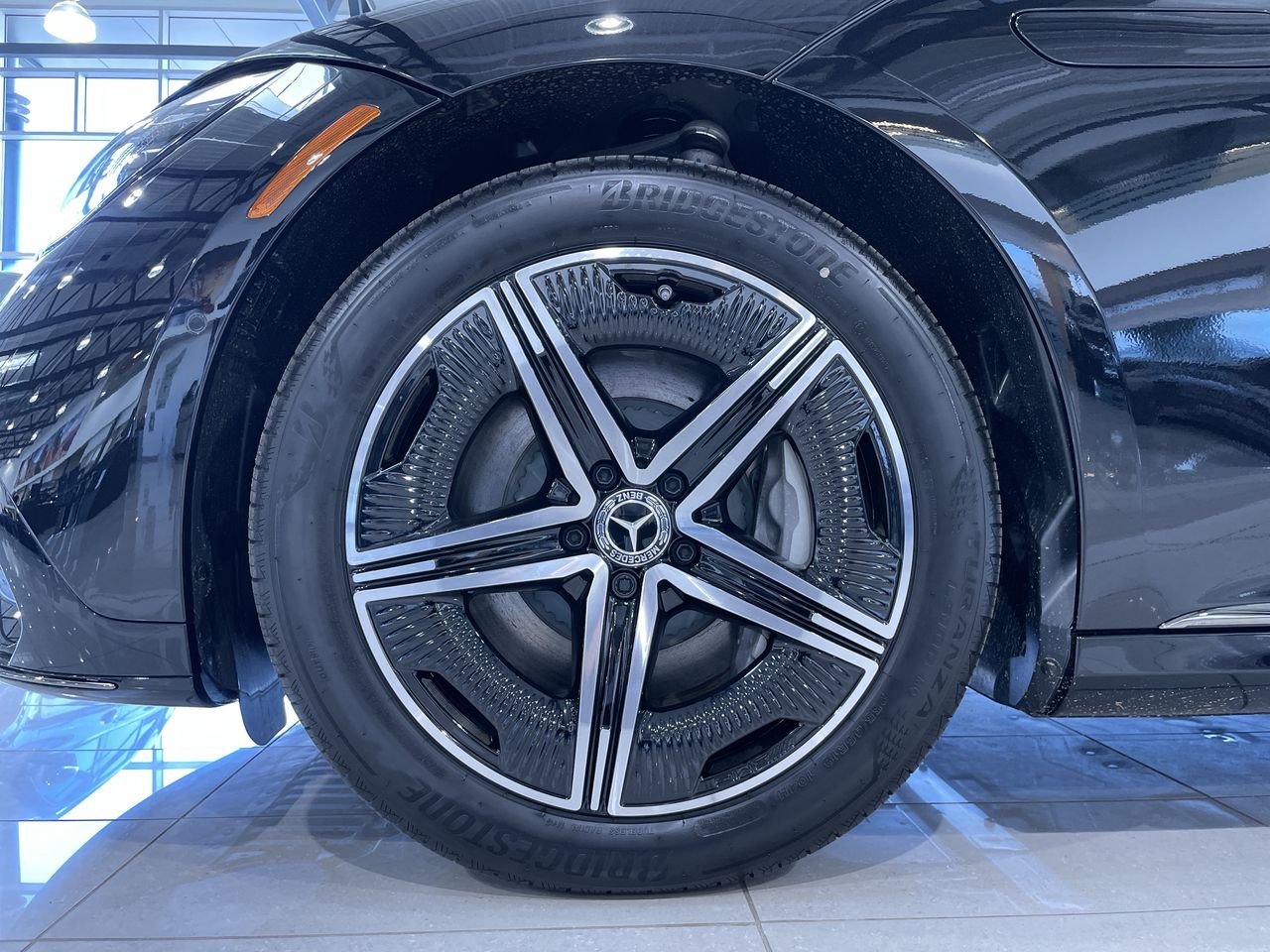 New 2023 Obsidian Black Metallic Mercedes-Benz EQE 500 V4 image 18