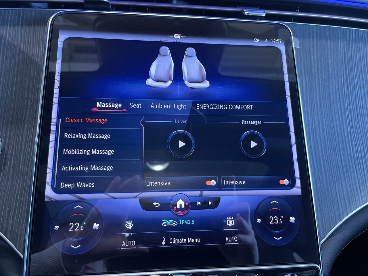 New 2023 Obsidian Black Metallic Mercedes-Benz EQE 500 V4 image 29
