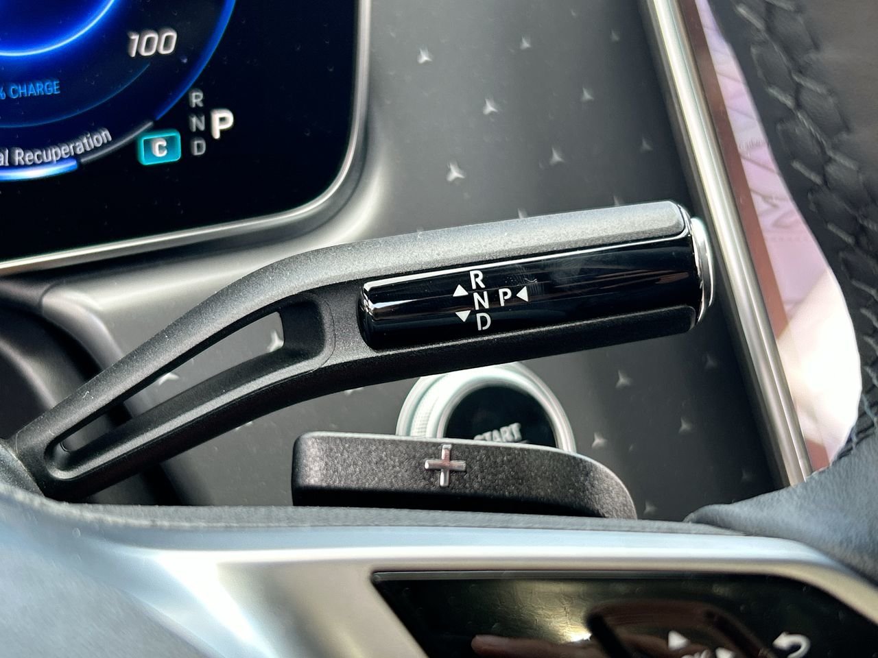 New 2023 Polar White Mercedes-Benz EQE 350 4MATIC image 28