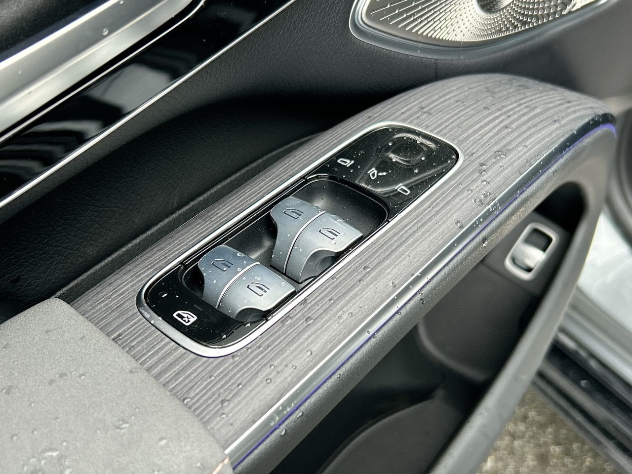 New 2023 Selenite Grey Metallic Mercedes-Benz EQS 450 4MATIC image 21