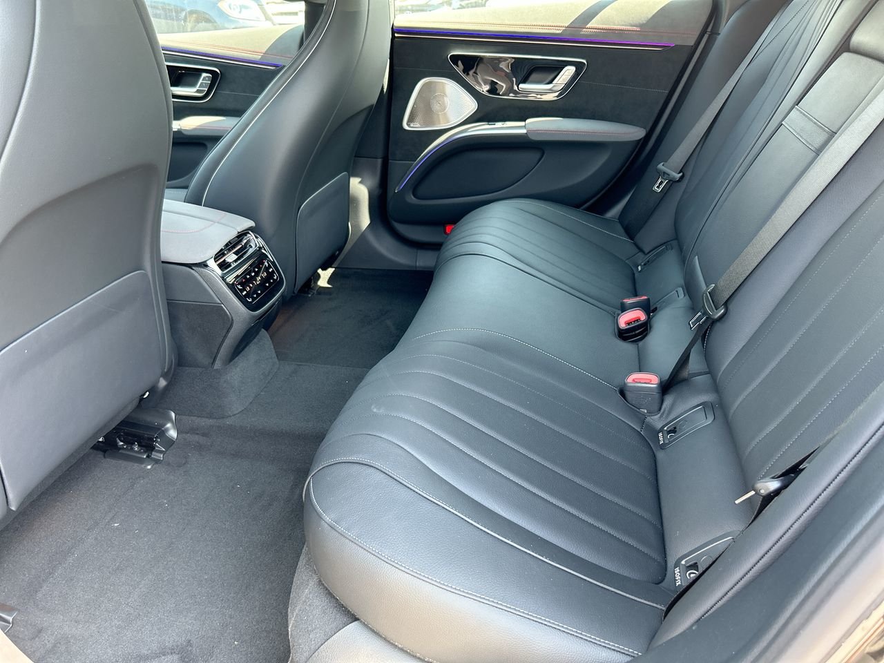 New 2023 Graphite Grey Metallic Mercedes-Benz EQS 450 V4 image 30
