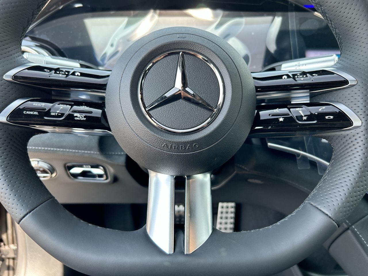 New 2023 Graphite Grey Metallic Mercedes-Benz EQS 450 V4 image 22