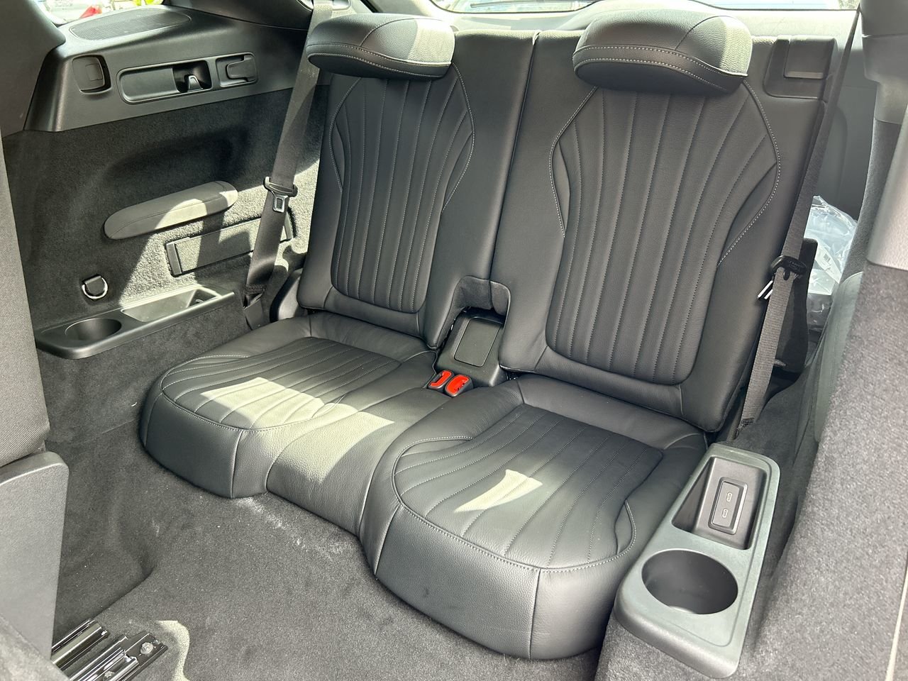 New 2023 Selenite Grey Metallic Mercedes-Benz EQS 450 4MATIC image 32