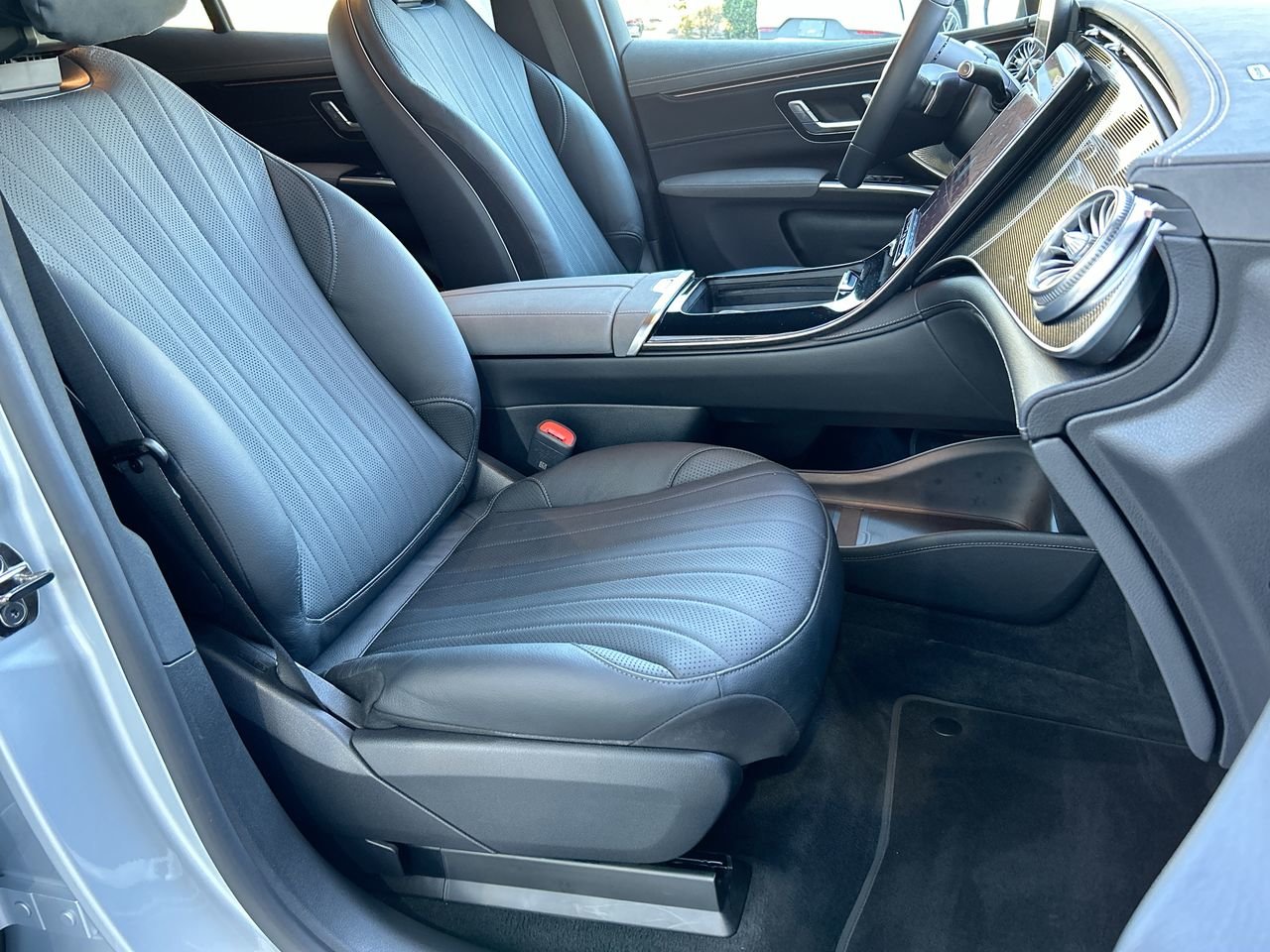 Used 2023 High Tech Silver Mercedes-Benz 450 SUV (Post-August Production) image 30