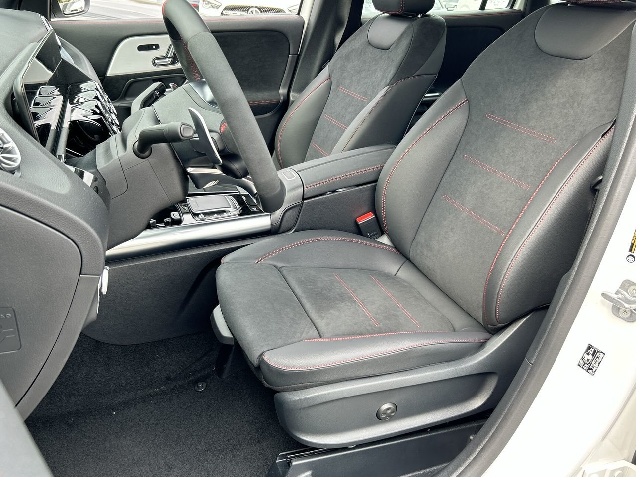 New 2023 Polar White Mercedes-Benz AMG 35 4MATIC image 20