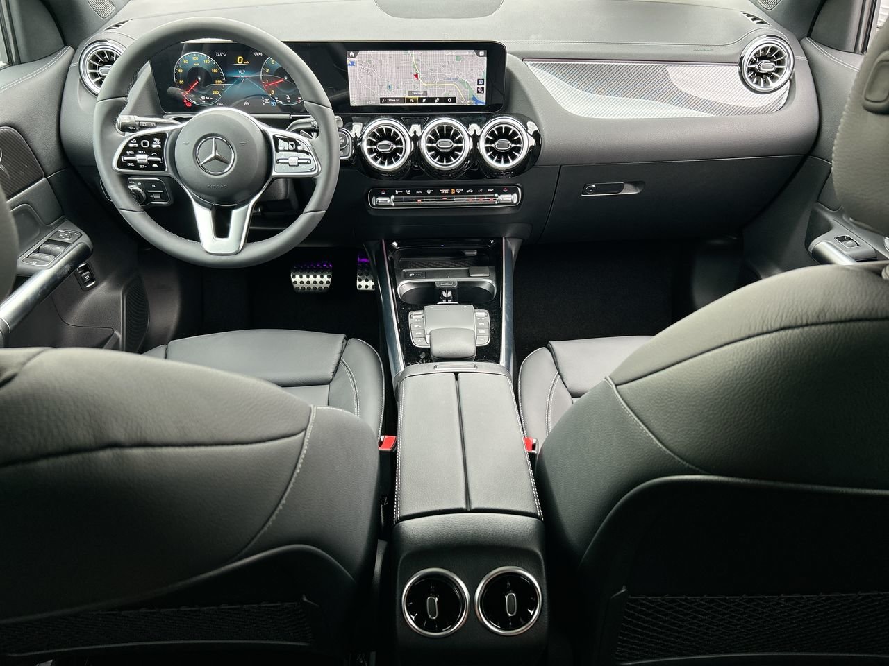 New 2023 Polar White Mercedes-Benz 250 4MATIC image 32