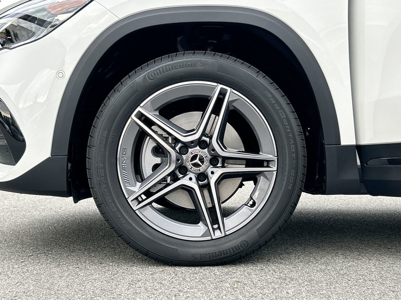 New 2023 Polar White Mercedes-Benz 250 4MATIC image 18