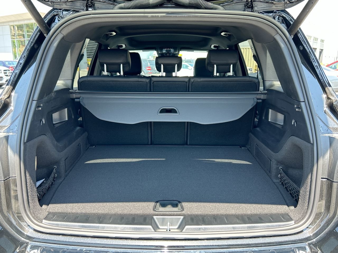 New 2023 Night Black Mercedes-Benz 250 4MATIC image 32