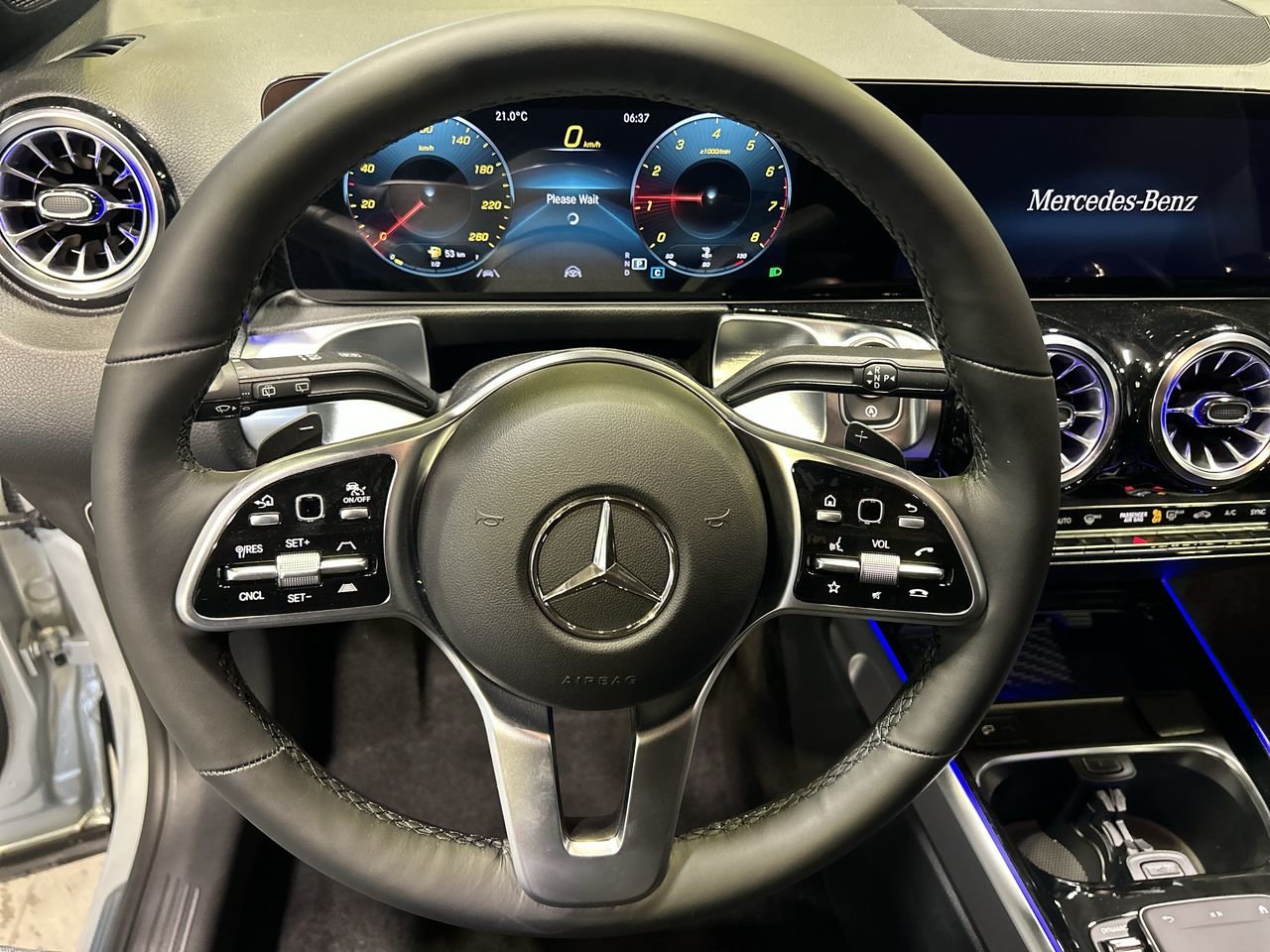 New 2023 Iridium Silver Metallic Mercedes-Benz 250 4MATIC image 23
