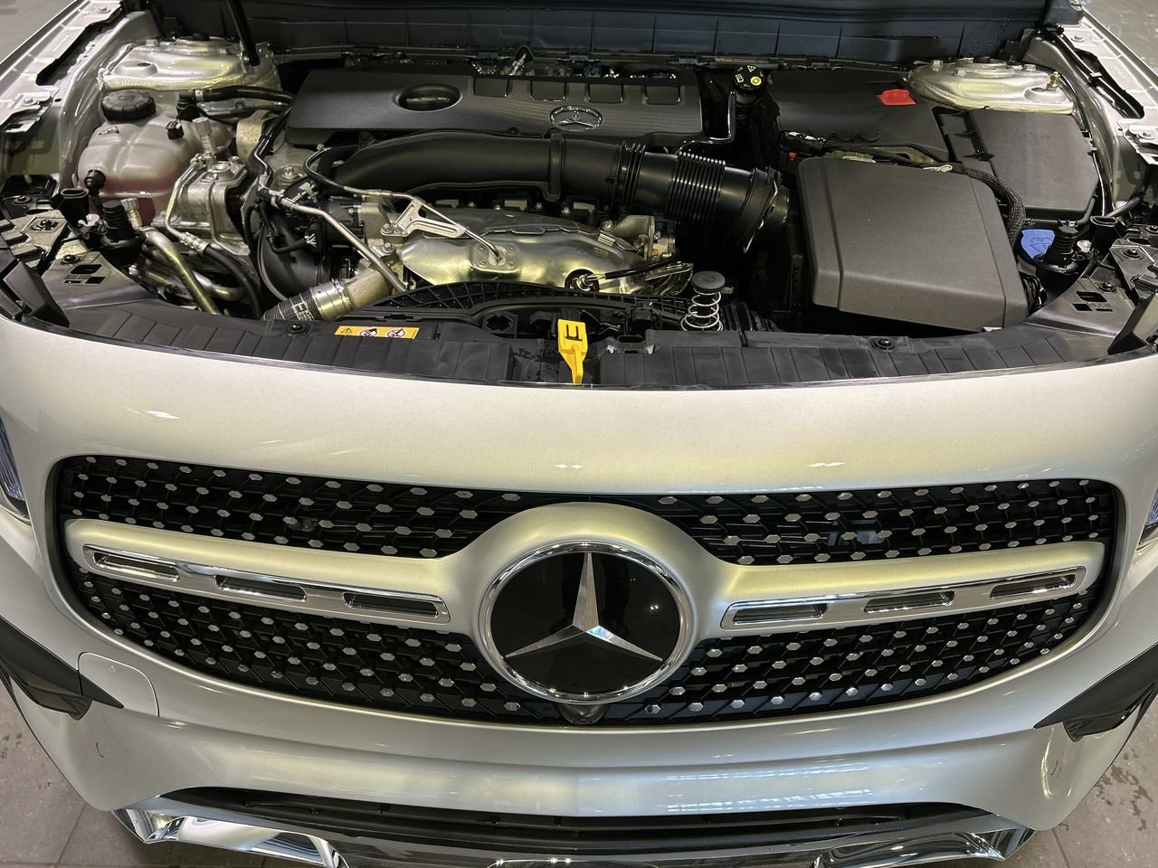 New 2023 Iridium Silver Metallic Mercedes-Benz 250 4MATIC image 19