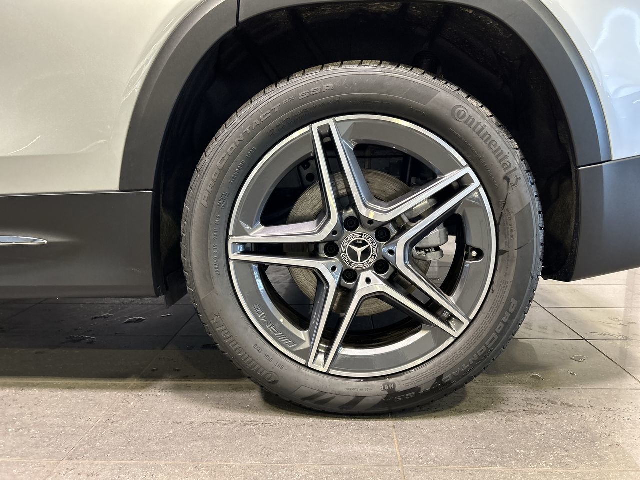 New 2023 Iridium Silver Metallic Mercedes-Benz 250 4MATIC image 18