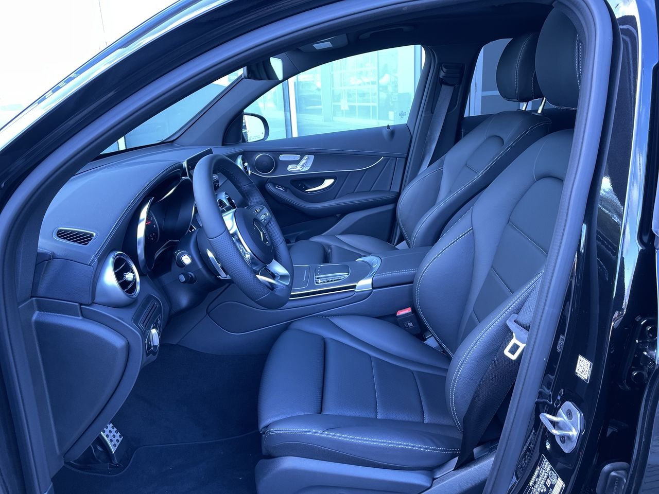 New 2023 Obsidian Black Mercedes-Benz 300 4MATIC image 20
