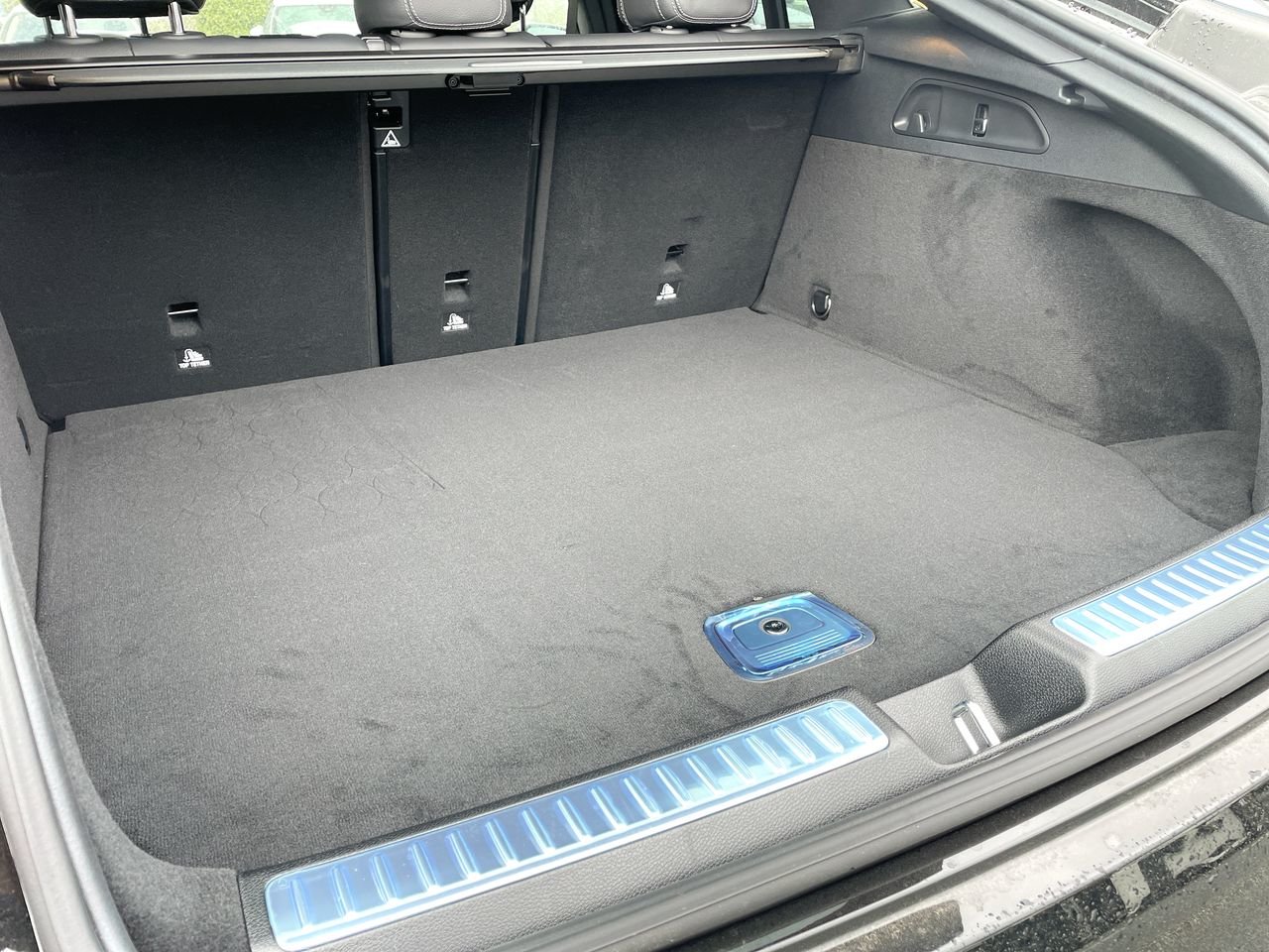 New 2023 Black Mercedes-Benz 300 4MATIC image 33