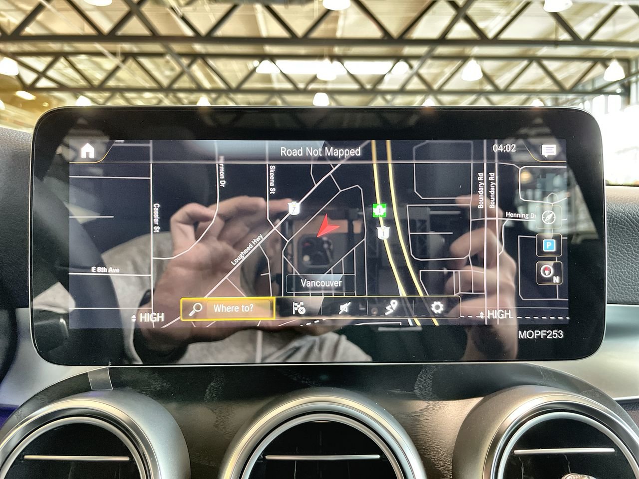 New 2022 Polar White Mercedes-Benz 300 4MATIC image 28