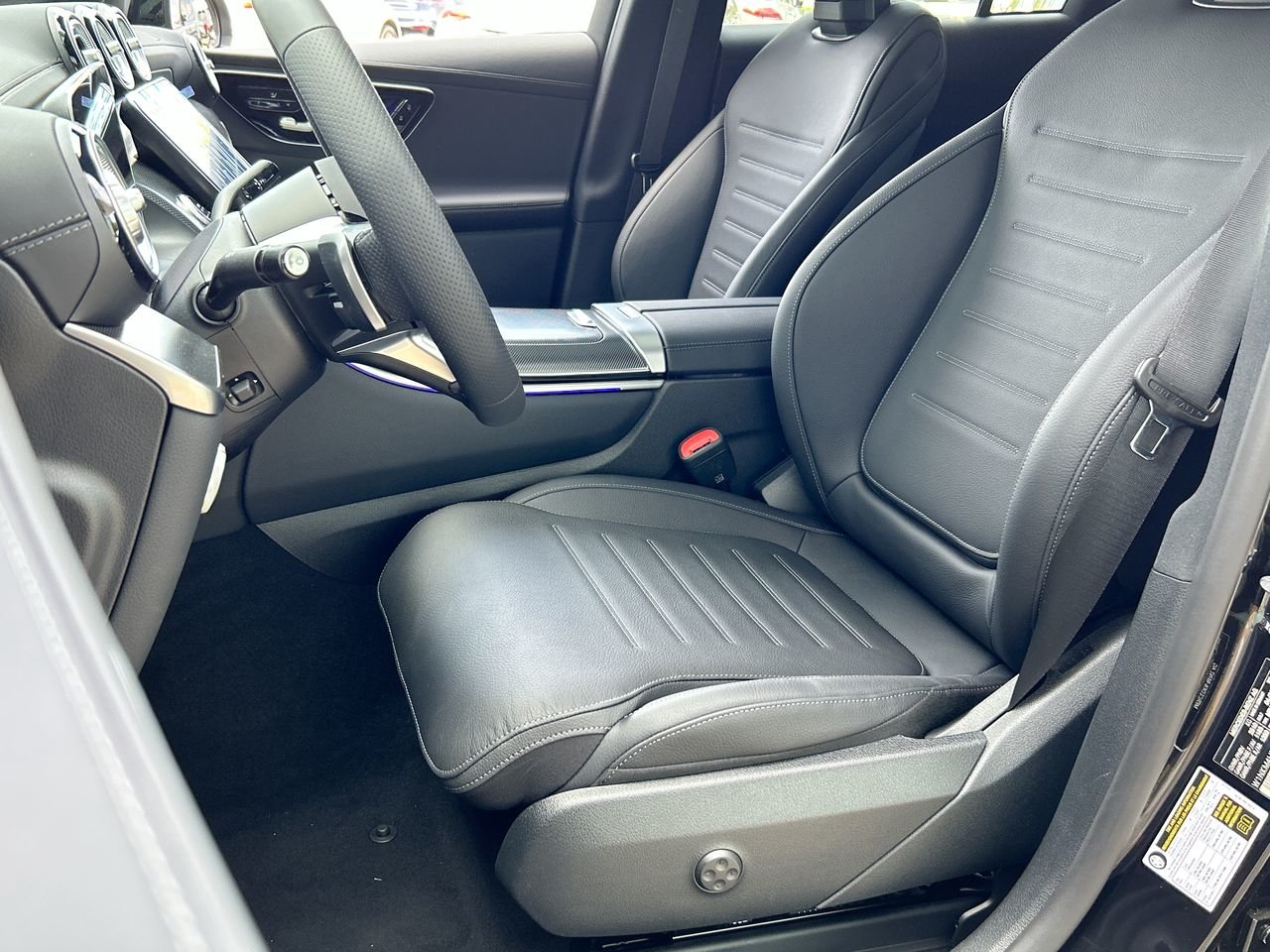 New 2023 Obsidian Black Mercedes-Benz 300 4MATIC image 20