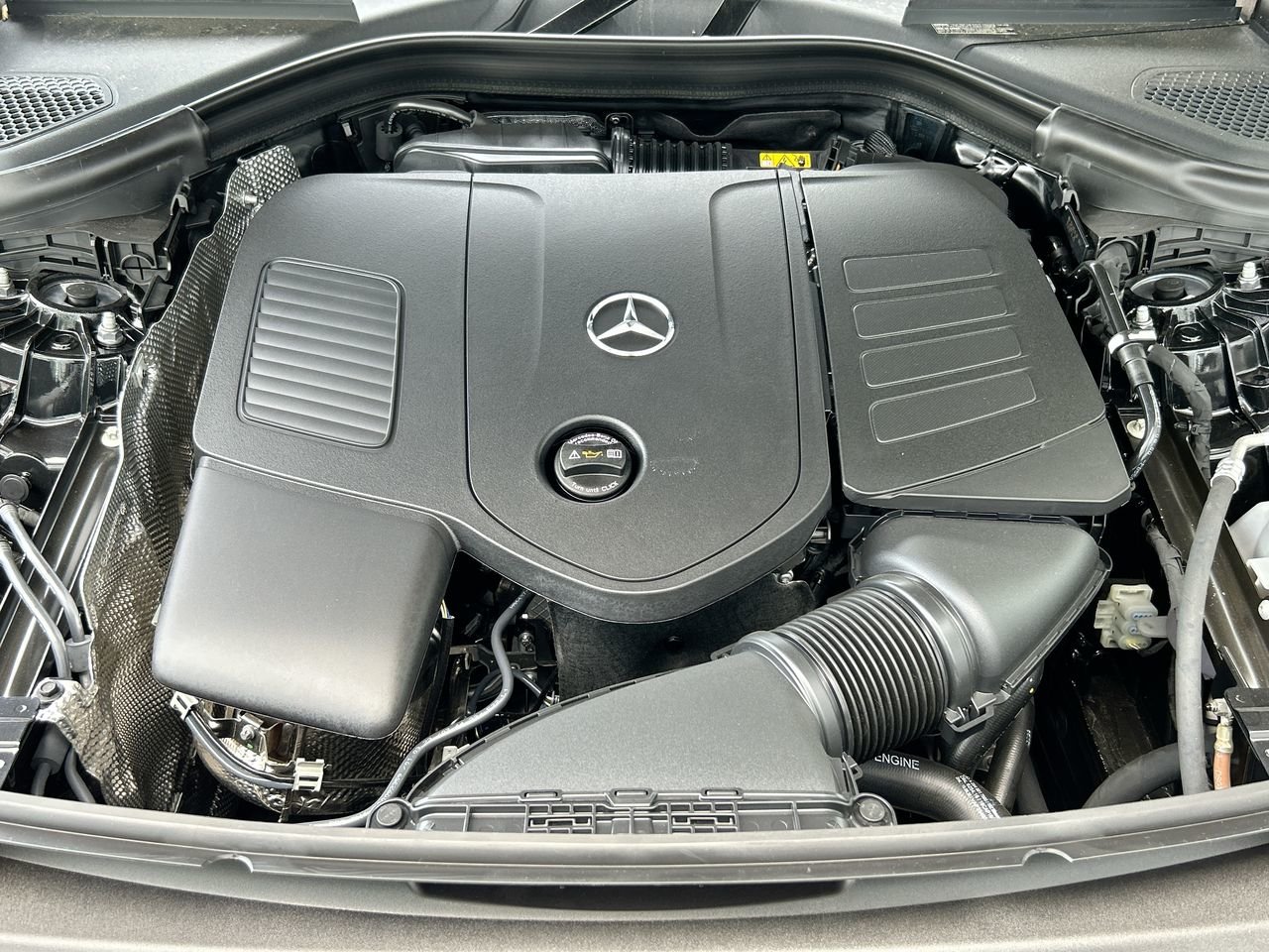 New 2023 Obsidian Black Mercedes-Benz 300 4MATIC image 19