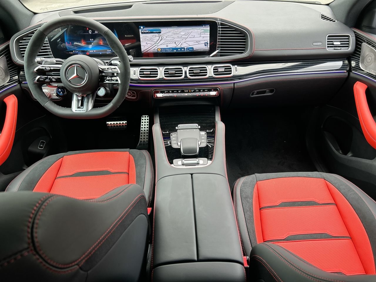 New 2024 MANUFAKTUR Diamond White Metallic Mercedes-Benz GLE 53 C4MATIC+ image 33
