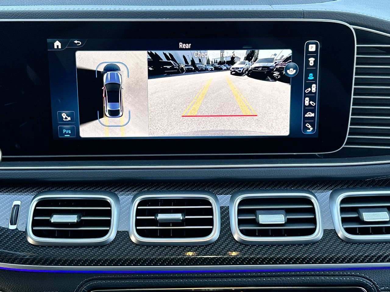 New 2024 Sodalite Blue Metallic Mercedes-Benz GLE 53 C4MATIC+ image 26