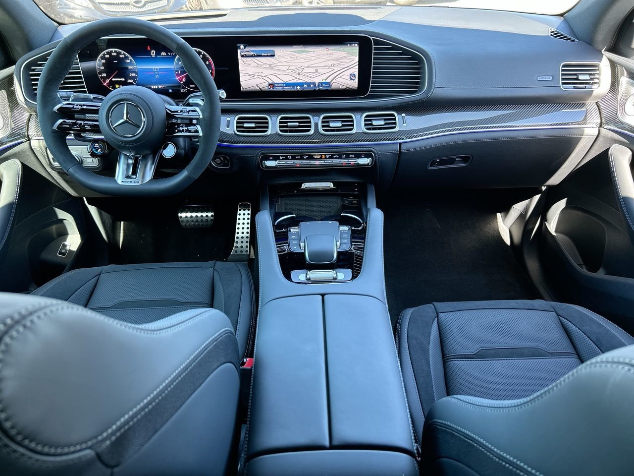 New 2024 Sodalite Blue Metallic Mercedes-Benz GLE 53 C4MATIC+ image 33