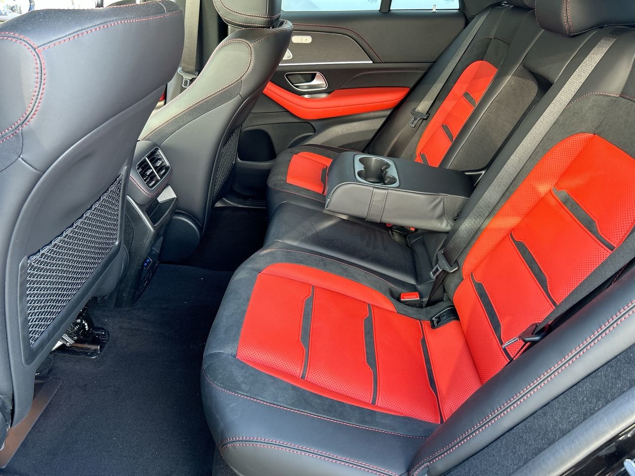 New 2024 Obsidian Black Metallic Mercedes-Benz GLE 53 C4MATIC+ image 30