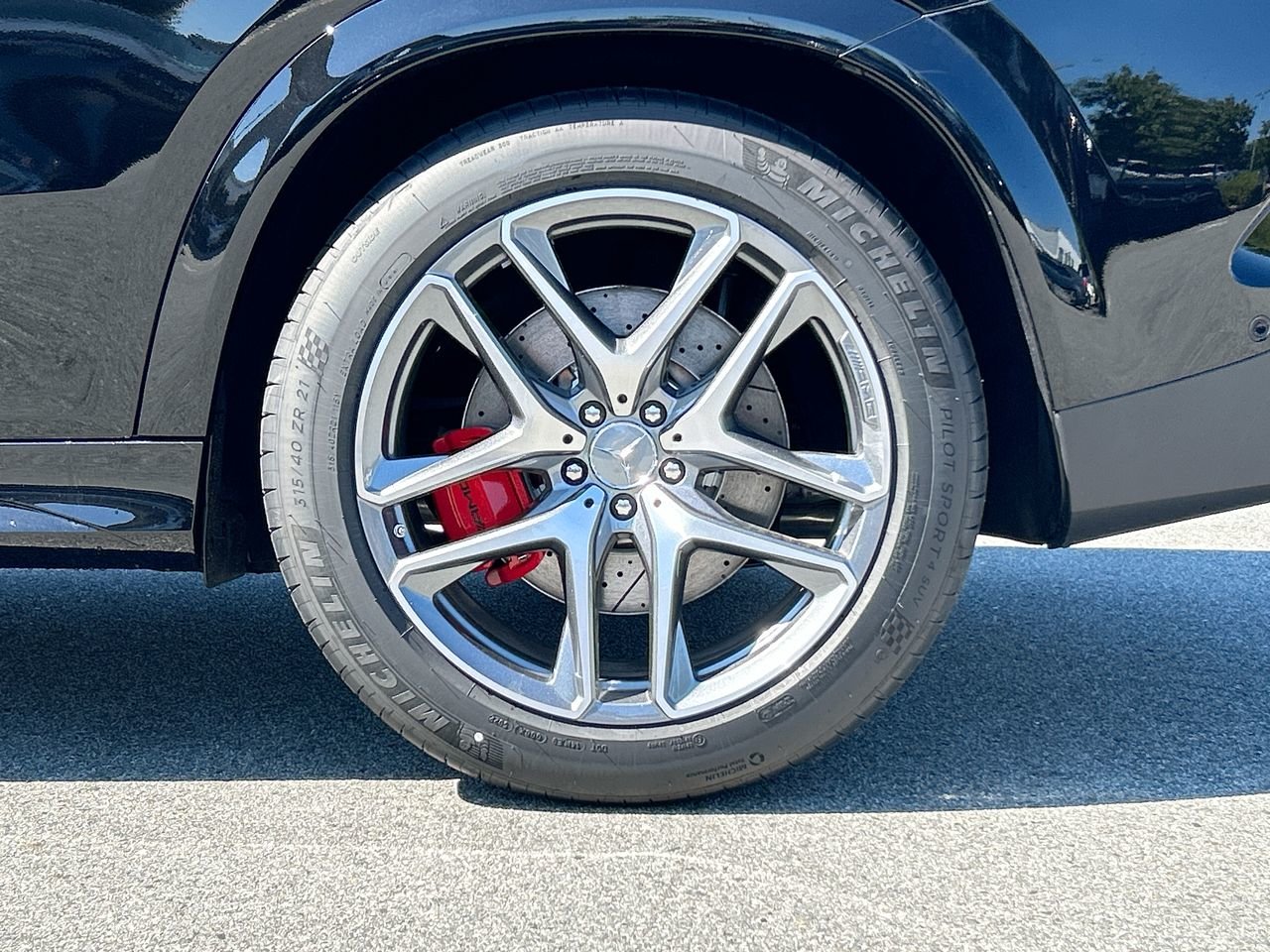 New 2024 Obsidian Black Metallic Mercedes-Benz GLE 53 C4MATIC+ image 18