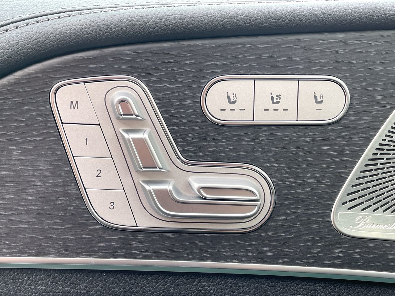 New 2023 Selenite Grey Metallic Mercedes-Benz 350 4MATIC image 21