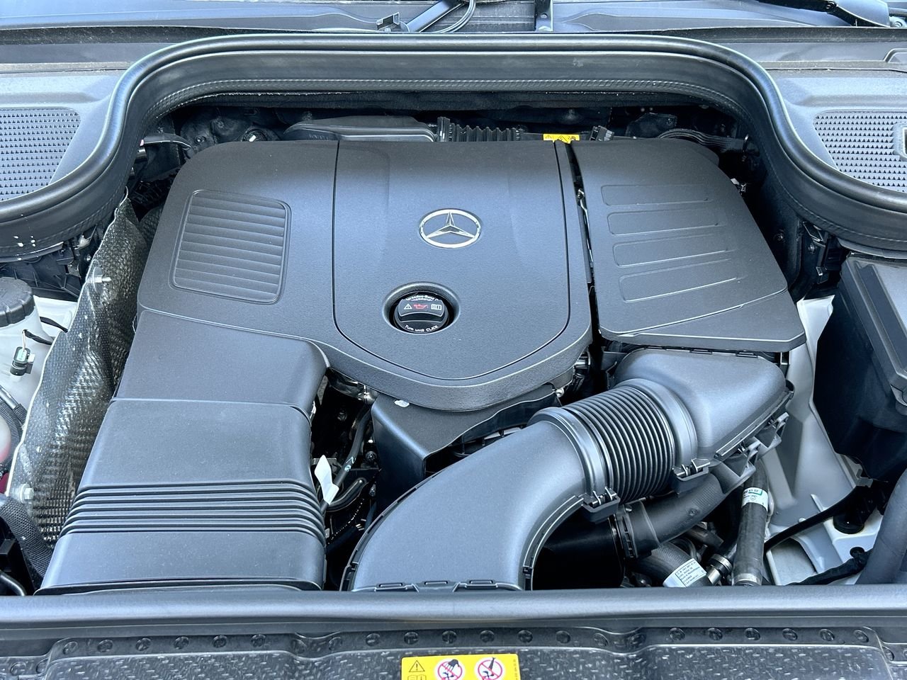 New 2024 Polar White Mercedes-Benz 350 4MATIC image 19