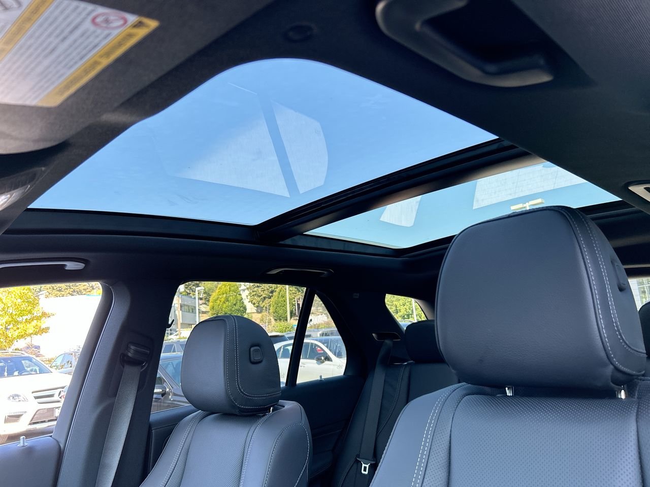 New 2024 Polar White Mercedes-Benz 350 4MATIC image 28