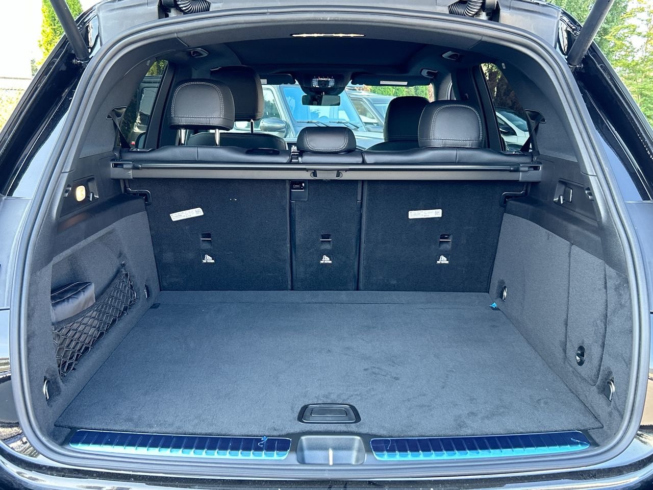 New 2024 Obsidian Black Mercedes-Benz 350 4MATIC image 32
