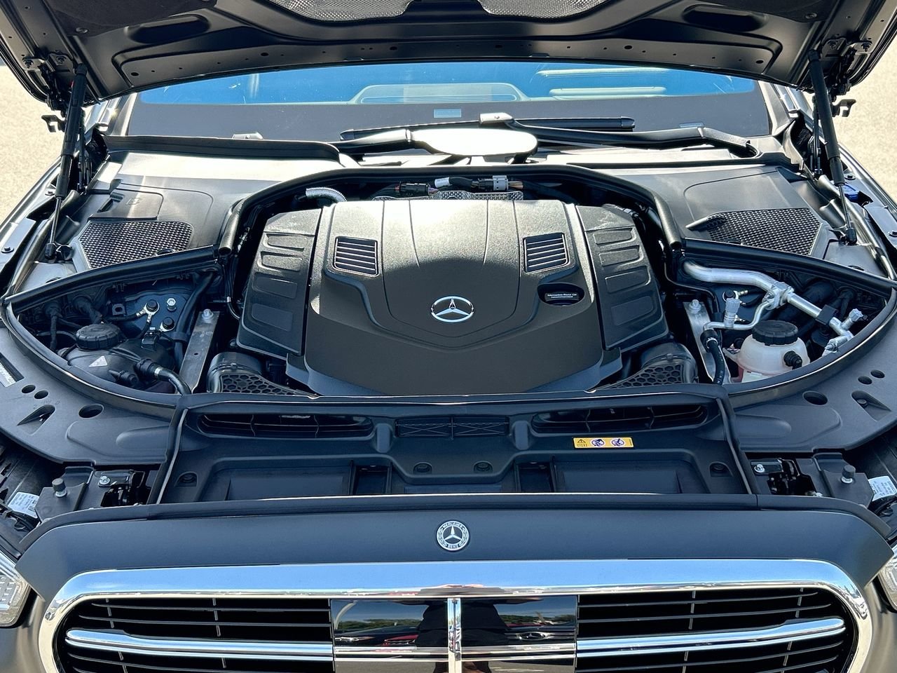 New 2023 MANUFAKTUR Night Black MAGNO Mercedes-Benz S 580 4MATIC image 20