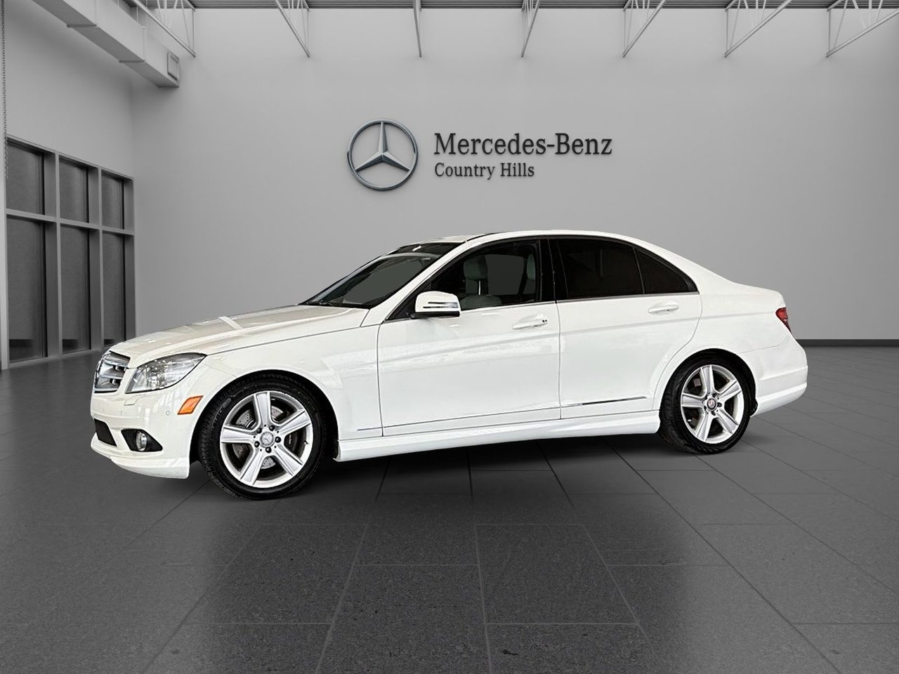 White 2010 Mercedes-Benz C-Class Sedan Automatic