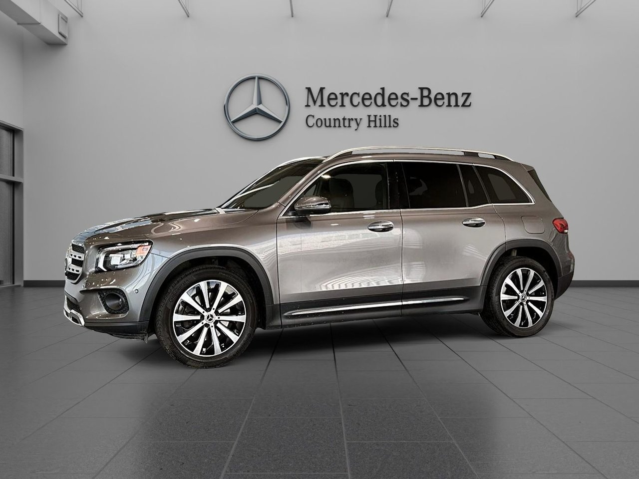Gray (Mountain Grey Met) 2022 Mercedes-Benz GLB SUV / Crossover All-Wheel Drive Automatic