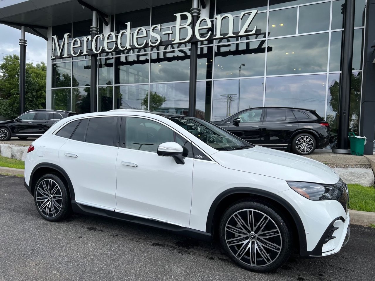 2023 Mercedes-Benz EQE 350 4MATIC SUV (Pre-August Production)